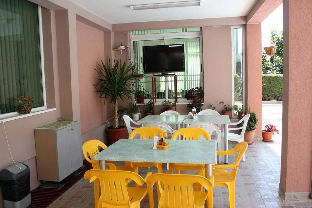 Family Hotel Venera Sveti Vlas Exterior foto